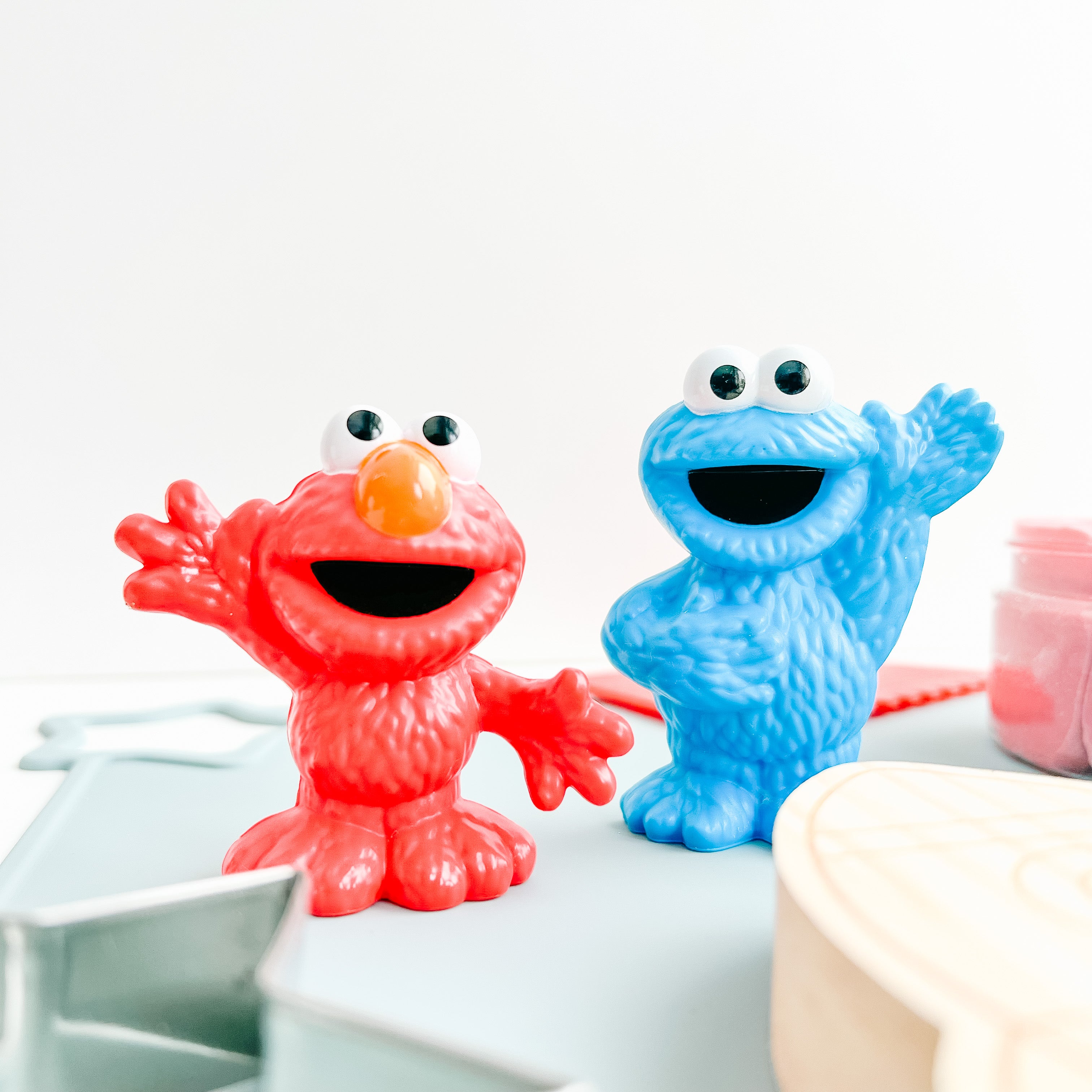 Sesame Street Toddler Playdough/Paint kit!