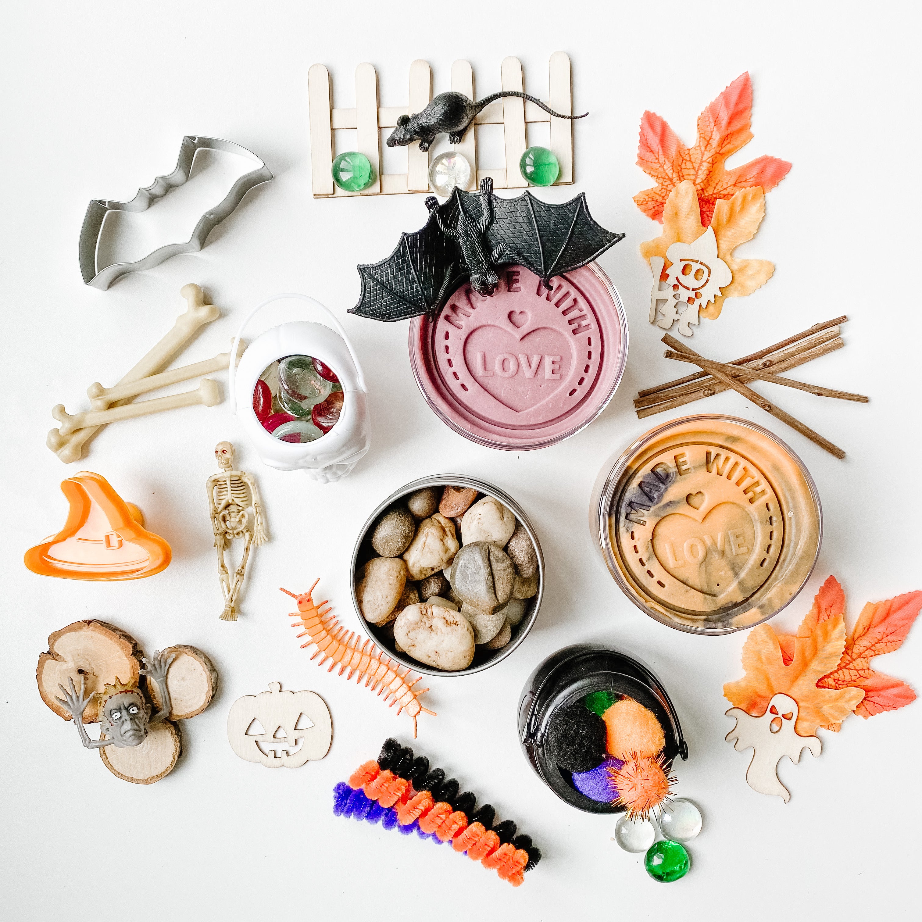 Spooky Halloween Kit!