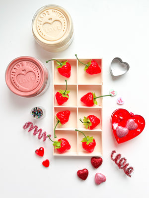 
                  
                    Load image into Gallery viewer, Chocolate Dipped Strawberry Kit
                  
                