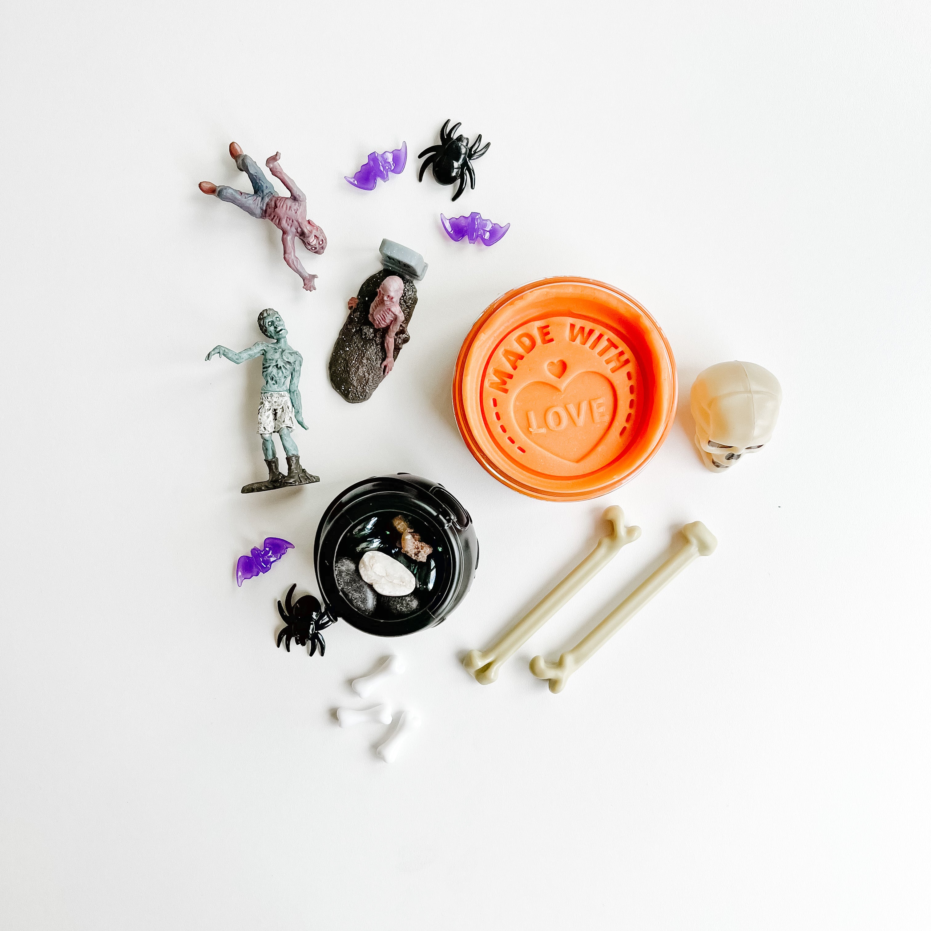 Mini Halloween kits