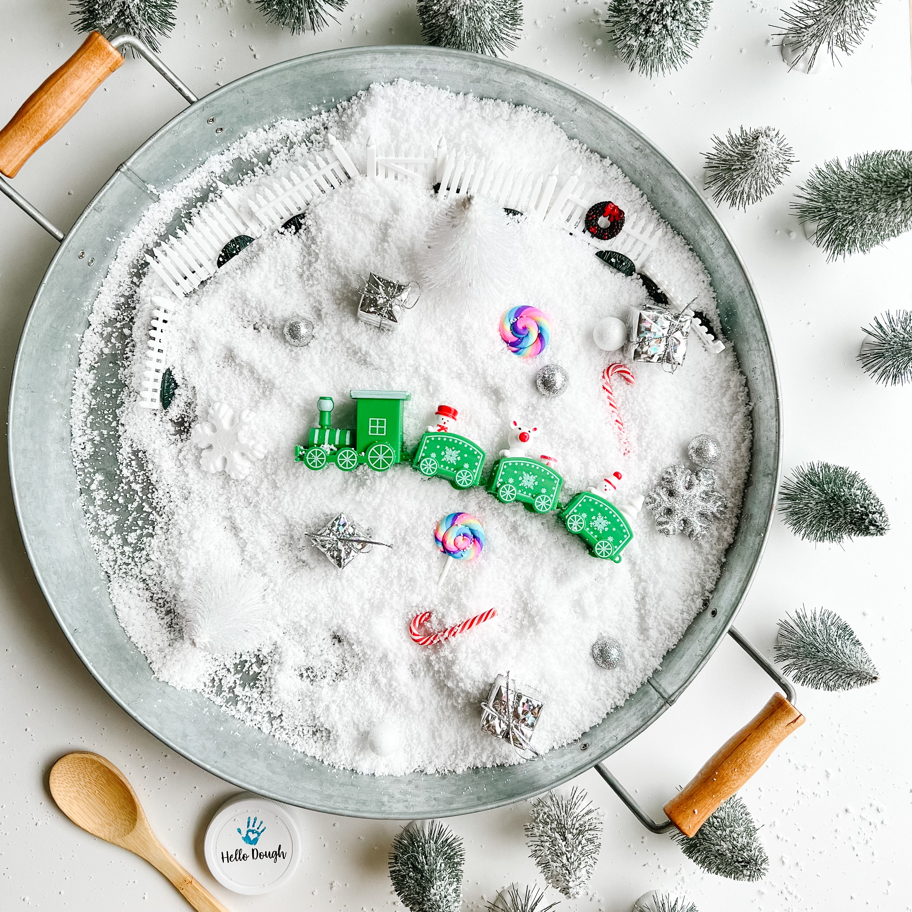 Make your own Snow! Train set with Fake snow making kit!