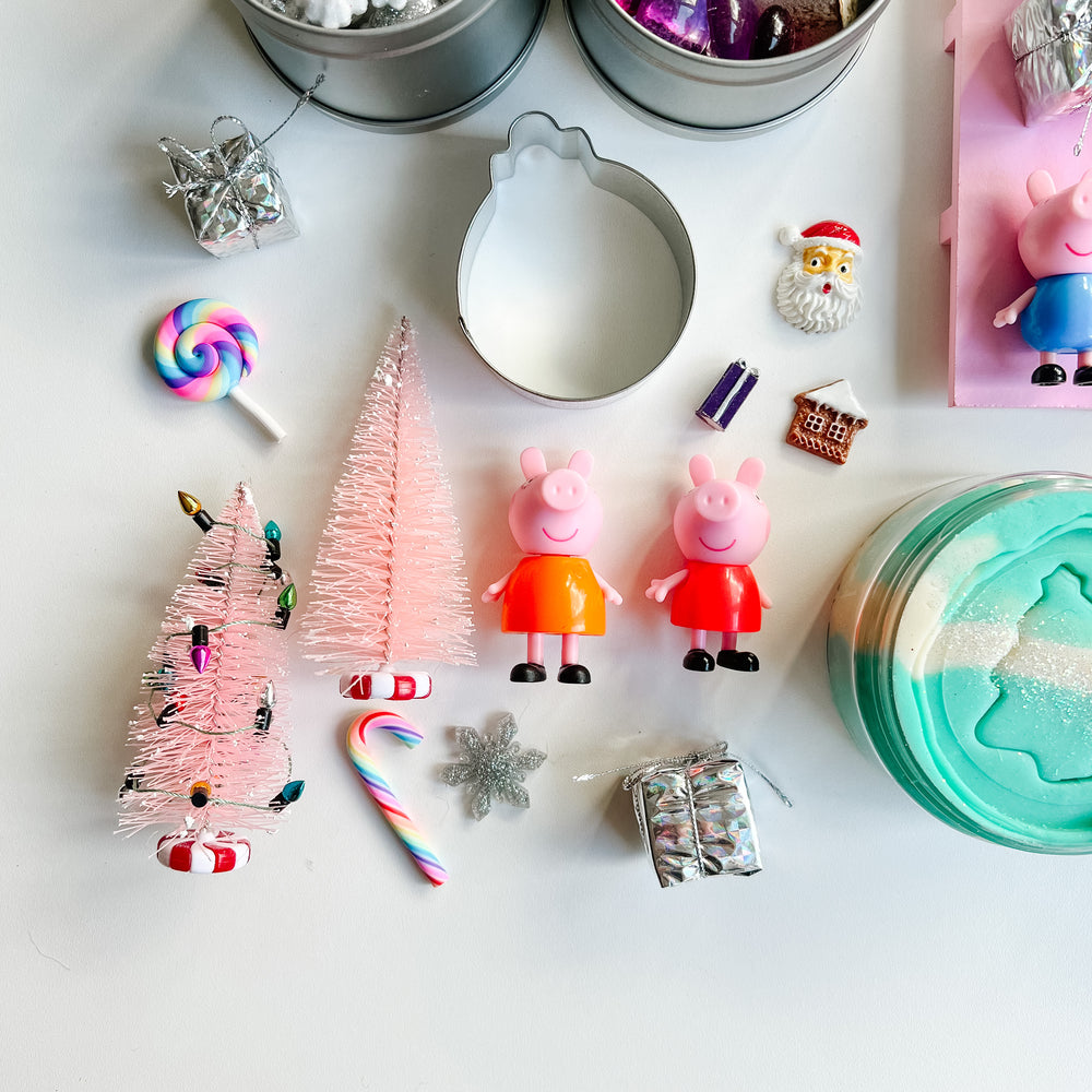 
                  
                    Load image into Gallery viewer, Peppa Pig Christmas!
                  
                