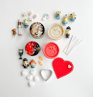 
                  
                    Load image into Gallery viewer, Minion Love! Super Kit!  + Minion Book!
                  
                