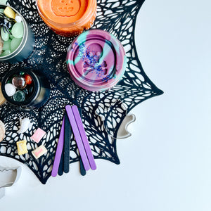 
                  
                    Load image into Gallery viewer, Friendly Halloween kit!
                  
                