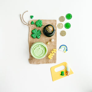 
                  
                    Load image into Gallery viewer, Mini kits- St. Patrick&amp;#39;s Trolls- Playdough Kit
                  
                